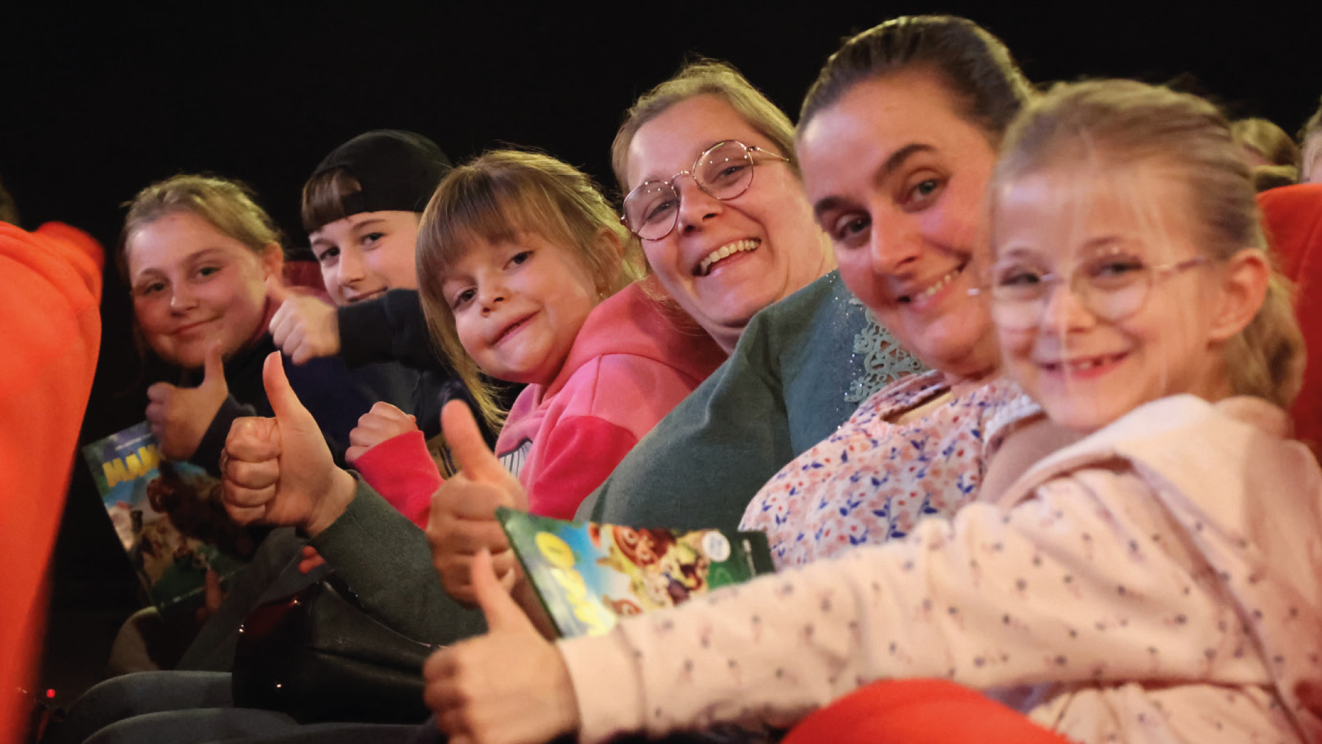 Tarif famille - Tarif spécial de 4 euros à partir de 3 membres d'une même famille dont présence d'un enfant minimum - cinéma Les Etoiles de Bruay-La-Buissière