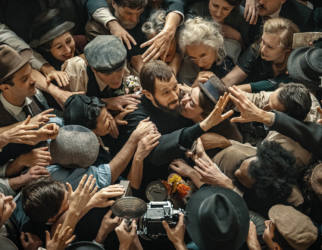 Evènement - Ciné Aînés - L'Abbé Pierre - Une vie de combats - Mardi 21 novembre à 14h30 - Cinéma Les Étoiles - Bruay la Buissière